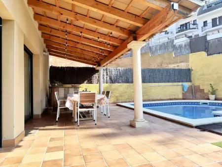 Maison avec Jardin, Barbecue, Piscine et Parking à Tossa de Mar - Photo 4