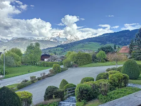 Appartement proche village, accès ski bus, vue Mont Blanc - Photo 11