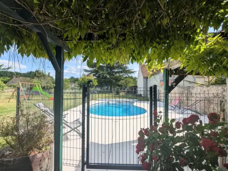 Séjour champêtre avec piscine partagée à Chabris - Photo 14