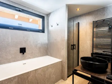 Chalet neuf à La Plagne, accès direct aux pistes, sauna, parking, 5 chambres - Photo 8