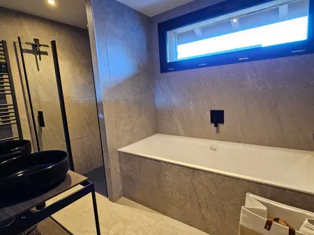 Chalet Neuf à La Plagne - 3Niv, 12pers, Sauna, Parking, WiFi - Photo 19