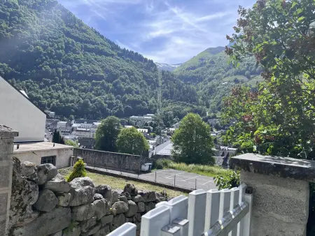 Maison de charme 5 chambres, jardin central à Cauterets - Photo 13
