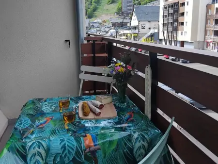 Studio montagnard au cœur de Super Besse avec parking privé - Photo 1