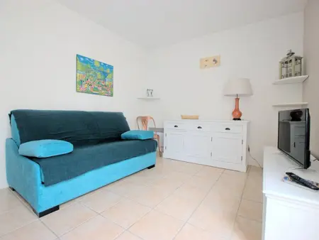 Appartement fonctionnel intra-muros avec cour et garage sécurisé - Photo 8