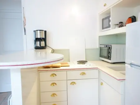 Appartement Intramuros avec Cour à Saint-Martin-de-Ré - Photo 10