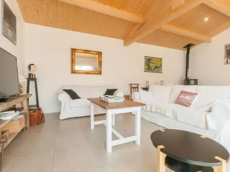 Maison spacieuse à Le Bois-Plage-en-Ré avec terrasse et stationnement - Photo 1