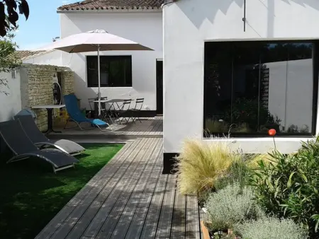Maison charmante avec WiFi près des plages et pistes cyclables - Photo 12