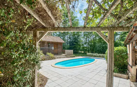 Charmante Maison avec piscine, Maison 5 personnes à Archignac - Photo 11