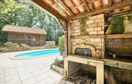 Charmante Maison avec piscine, Maison 5 personnes à Archignac - Photo 12