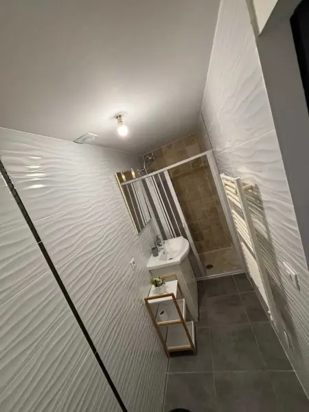 Villa spacieuse avec piscine privée à Montpellier - Photo 11