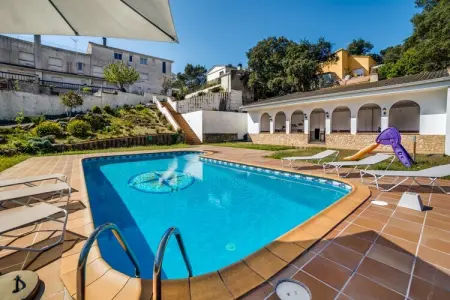 Vivalidays Villa Genis, Villa à Sant Genís proche Costa Brava - Photo 5