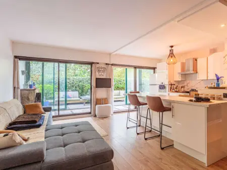 Bel appartement avec terrasse à Anglet, proche des plages - Photo 2