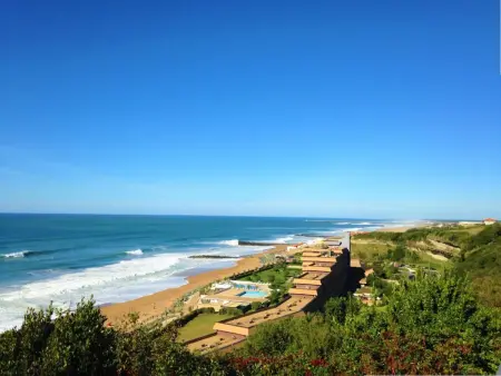 Bel appartement avec terrasse à Anglet, proche des plages - Photo 10