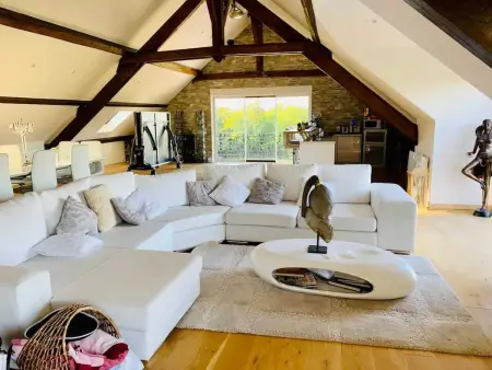 Villa spacieuse avec piscine près de Genève, Villa 14 personnes à Cercier - Photo 3
