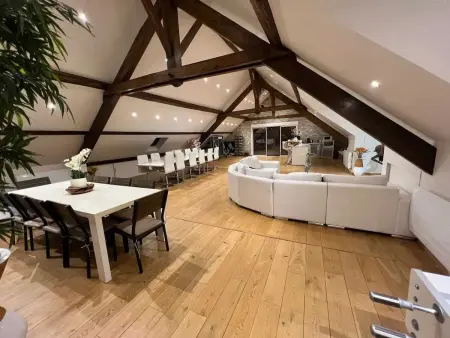 Villa spacieuse avec piscine près de Genève, Villa 14 personnes à Cercier - Photo 7
