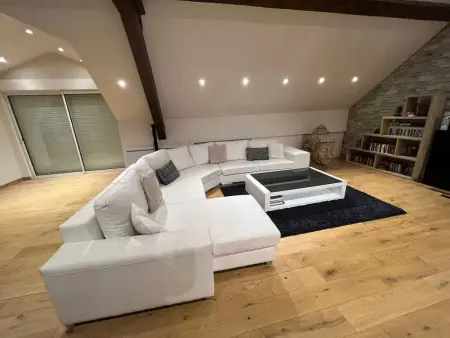 Villa spacieuse avec piscine près de Genève, Villa 14 personnes à Cercier - Photo 9