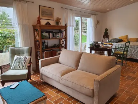 Maison lumineuse avec terrasse sur le port de Sauzon - Photo 6