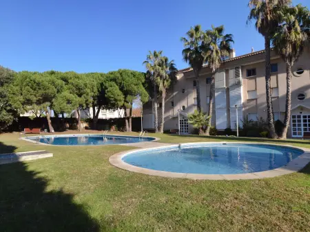 Appartement spacieux près de la plage avec clim et parking - Photo 1