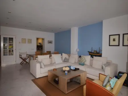 Appartement spacieux près de la plage avec clim et parking - Photo 2