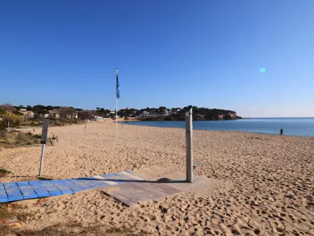 Appartement spacieux près de la plage avec clim et parking - Photo 7