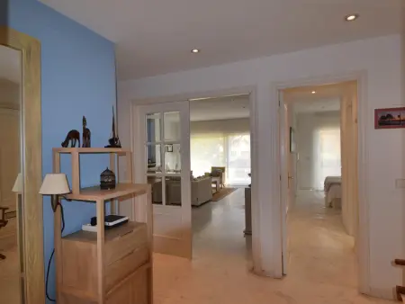 Appartement spacieux près de la plage avec clim et parking - Photo 8