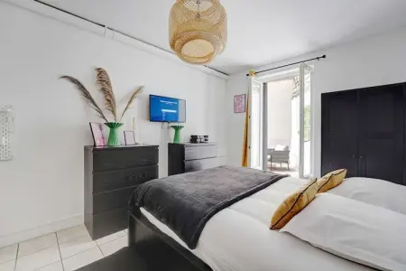 VM-9-JONQUIERE-RDC, Charmant studio - 2P - Batignolles - Photo 8