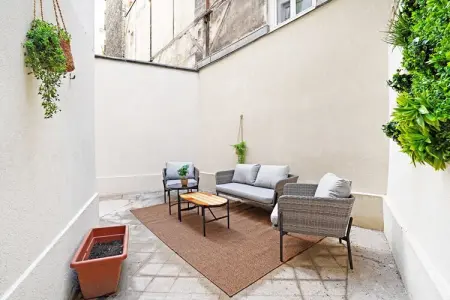 VM-9-JONQUIERE-RDC, Charmant studio - 2P - Batignolles - Photo 11