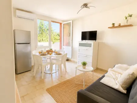 Appartement climatisé avec parking, proche plage - Photo 2