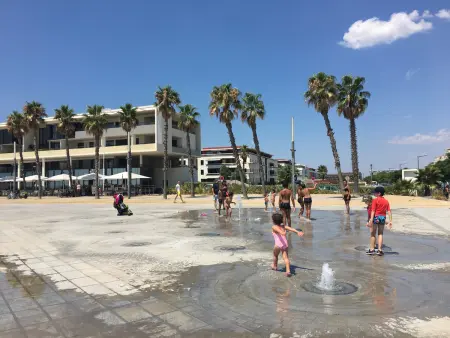 Appartement climatisé avec parking, proche plage - Photo 10
