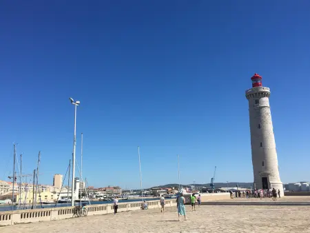 Appartement climatisé avec parking, proche plage - Photo 18