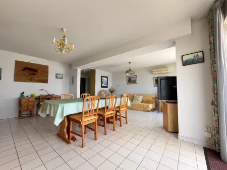 Spacieux appartement climatisé 80m² avec piscine et vue mer à Sète - Photo 3