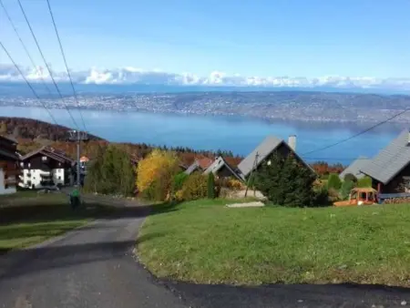 Appartement spacieux proche pistes avec parking privé - Photo 9