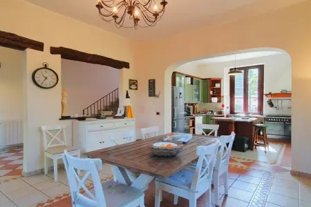 Villa Coral, Élégante villa avec jardin privé à Castello - Photo 3