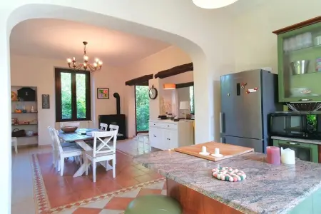 Villa Coral, Élégante villa avec jardin privé à Castello - Photo 8