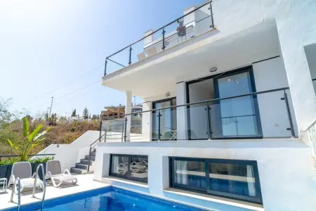 Villa Luxuria Private Pool by Casasol, Maison de vacances de 3 chambres à Nerja - Photo 8