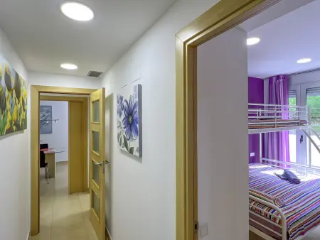 Appartement ensoleillé à Fenals, proche plages, parfait pour familles - Photo 21
