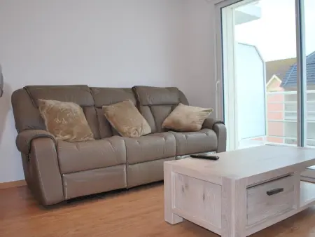 Appartement moderne 2 chambres, balcon plage, animaux admis - Photo 2