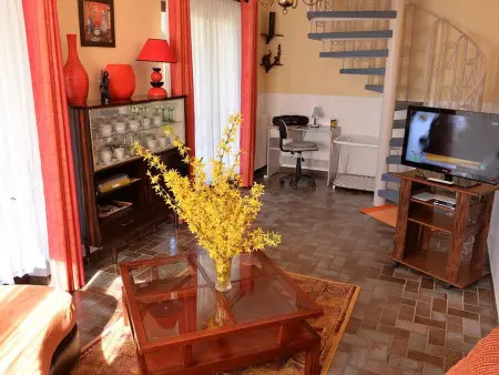 Charmant gîte à Riquewihr avec jardin et parking privé - Photo 6