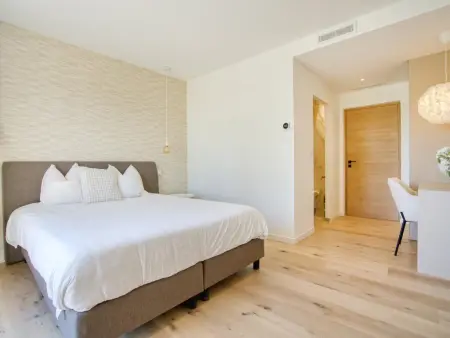 Vue Saint Tropez, Villa design de luxe avec piscine chauffée - Photo 33