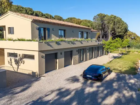 Vue Saint Tropez, Villa design de luxe avec piscine chauffée - Photo 42