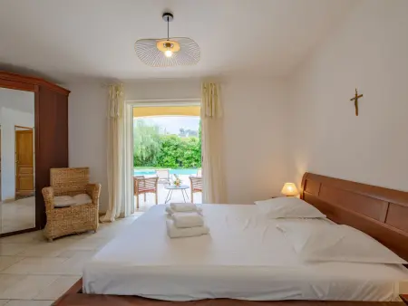 La Pimaleanne, Maison 8 personnes à Roquefort les Pins - Photo 4