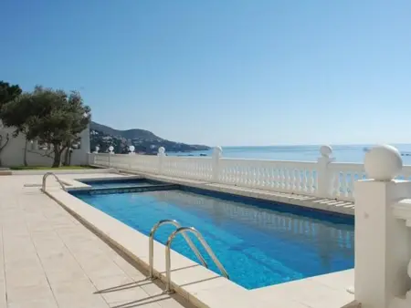 2048 - MEDITERRANEO B 2-6, ZONA TRANQUILA, SOBRE LAS ROCAS, LOS PIES EN EL AGUA! RELAJANTE LUGAR EN EL QUE PODRÁ DESCANSAR BRONCEÁNDOSE. - Photo 4
