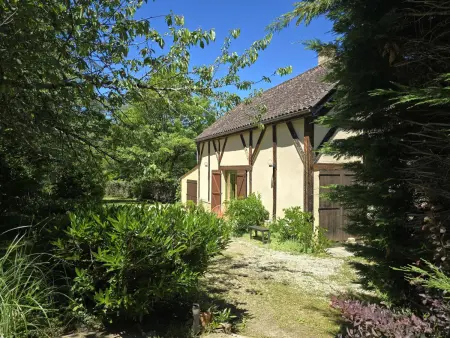 Charmant Gîte avec Piscine et Parking Privé en Périgord Noir - Photo 1