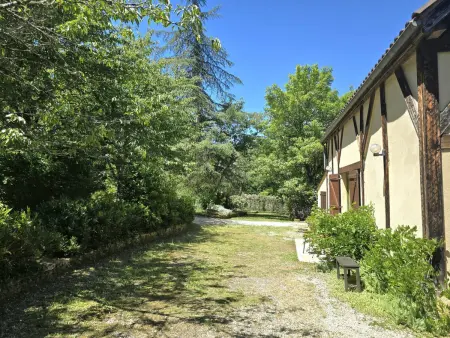 Charmant Gîte avec Piscine et Parking Privé en Périgord Noir - Photo 18
