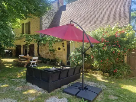 Gîte de charme en Dordogne avec piscine et jardin - Photo 2
