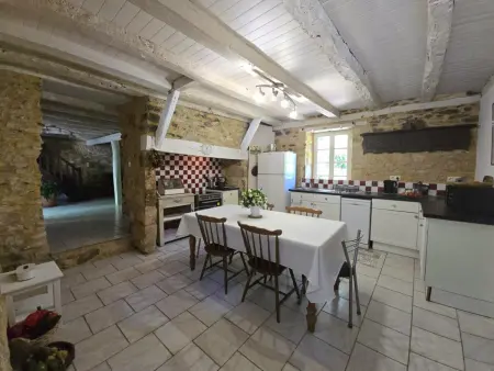 Gîte de charme en Dordogne avec piscine et jardin - Photo 8