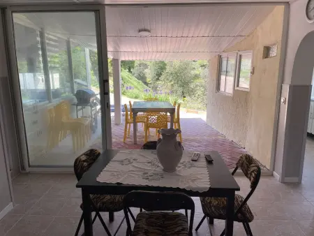 Appartement spacieux à Esparron pour 10 avec piscine - Photo 3