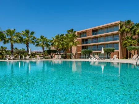 Algarve Sun-Sea Retreat, Appartement 4 personnes à Gale - Photo 1