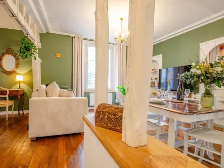 Charmant Appartement au Cœur de Troyes avec Canapé Convertible - Photo 2