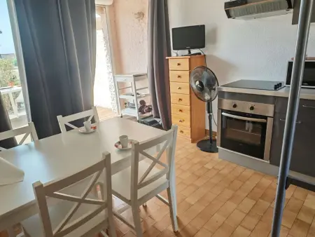 Studio en rdc avec terrasse fleurie et accès espace aquatique - Photo 20